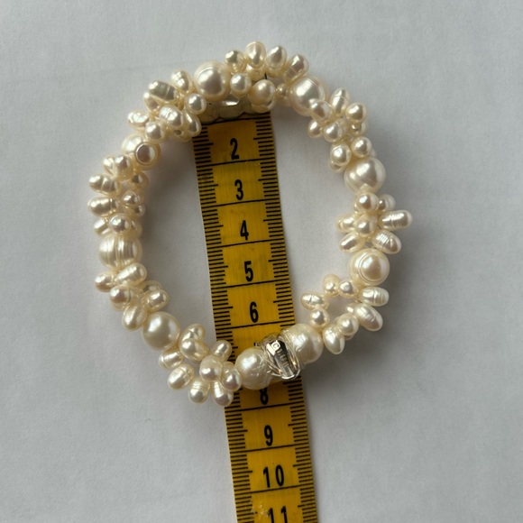 Thomas Sabo Sterling Silver Freshwater Pearl Cluster Bracelet - Picture 6 of 6